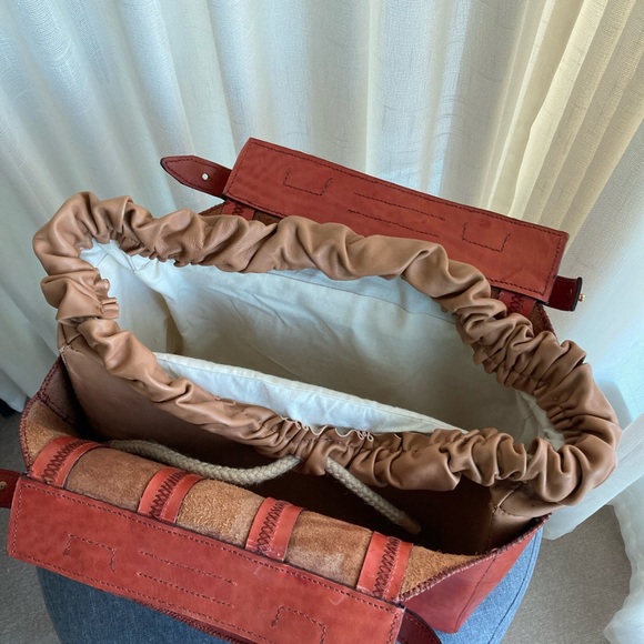 Handsewn Genuine Leather Bag - Picture 5 of 6